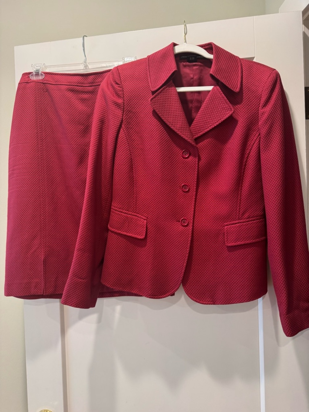 Ellen Tracy Textured cranberry Red Two-Piece Skirt Suit